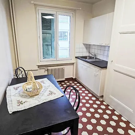 Apartamento Jolie Proche Centre By Interhome *
